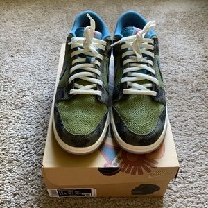 Like New Nike Dunk Low PRM Carbon Green/Riftblue-Sail in Mens Size 13
